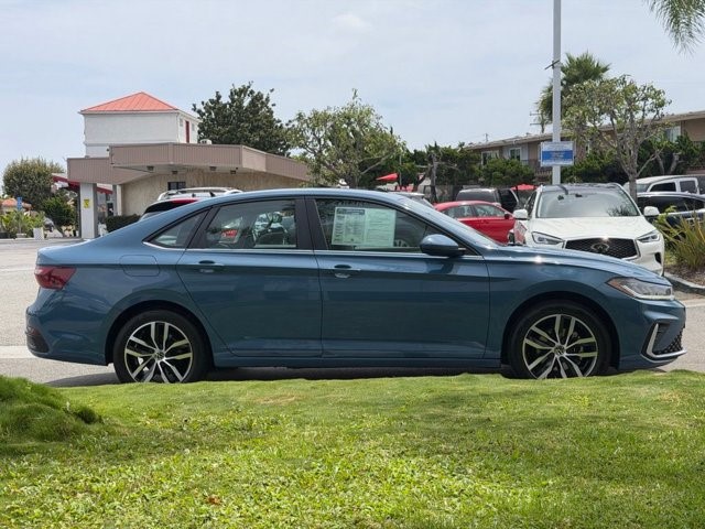 2025 Volkswagen Jetta SE SE Auto Intercooled Turbo Regular Gasoline I-4 1.5 L/91 [6]