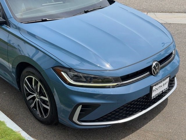 2025 Volkswagen Jetta SE SE Auto Intercooled Turbo Regular Gasoline I-4 1.5 L/91 [8]