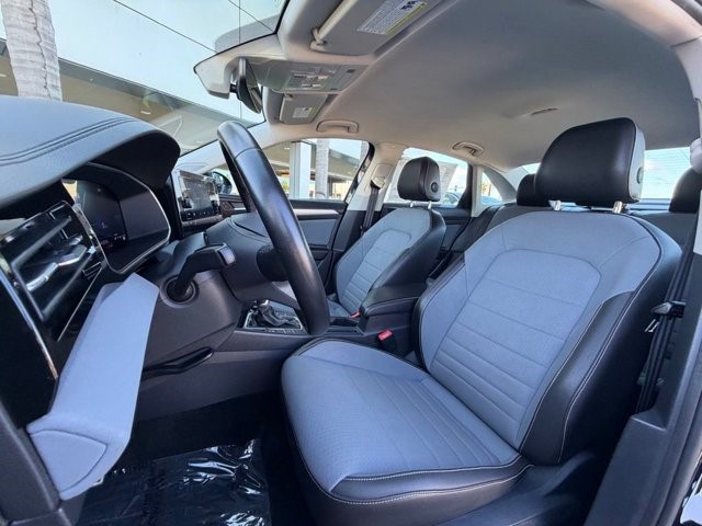 2025 Volkswagen Jetta SE SE Auto Intercooled Turbo Regular Gasoline I-4 1.5 L/91 [15]