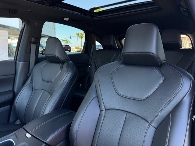 2027 INFINITI QX65 SPORT SPORT AWD Intercooled Turbo Premium Gasoline I-4 2.0 L/122 [17]