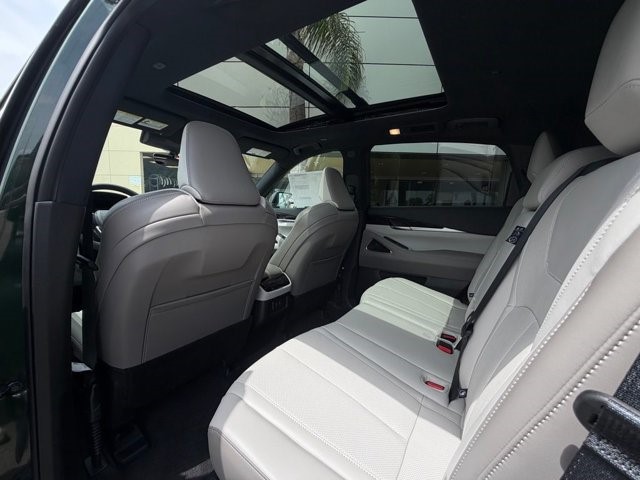 2027 INFINITI QX65 SPORT SPORT AWD Intercooled Turbo Premium Gasoline I-4 2.0 L/122 [21]