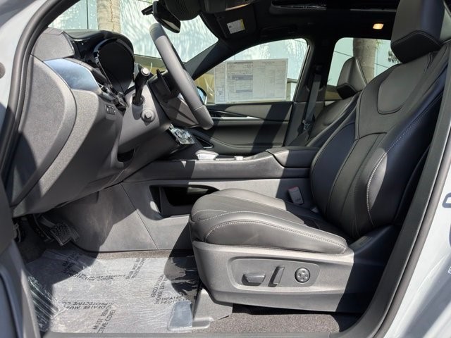 2027 INFINITI QX65 SPORT SPORT AWD Intercooled Turbo Premium Gasoline I-4 2.0 L/122 [14]