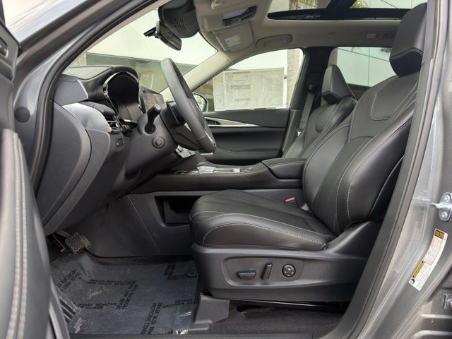 2027 INFINITI QX60 LUXE LUXE FWD Intercooled Turbo Premium Gasoline I-4 2.0 L/122 [14]