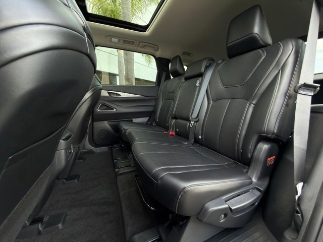 2027 INFINITI QX60 LUXE LUXE FWD Intercooled Turbo Premium Gasoline I-4 2.0 L/122 [18]
