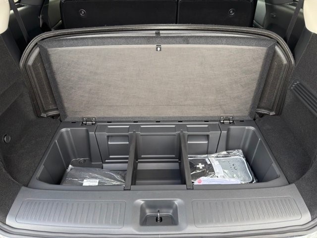 2027 INFINITI QX60 LUXE LUXE FWD Intercooled Turbo Premium Gasoline I-4 2.0 L/122 [25]