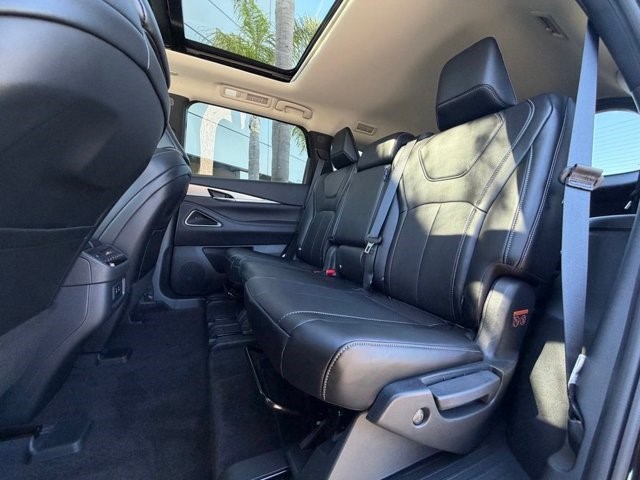 2027 INFINITI QX60 LUXE LUXE FWD Intercooled Turbo Premium Gasoline I-4 2.0 L/122 [18]