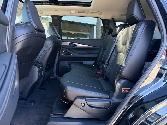 2027 INFINITI QX60 LUXE LUXE FWD Intercooled Turbo Premium Gasoline I-4 2.0 L/122 [19]