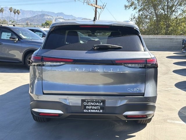 2027 Infiniti QX60 photo 5