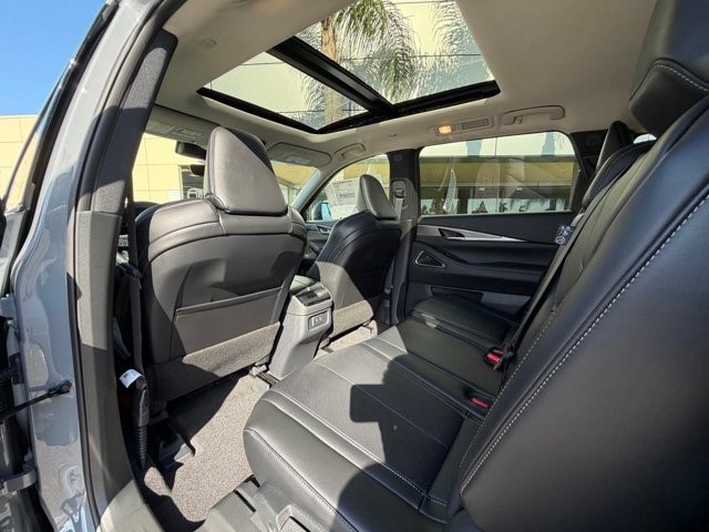 2027 INFINITI QX60 LUXE LUXE AWD Intercooled Turbo Premium Gasoline I-4 2.0 L/122 [20]