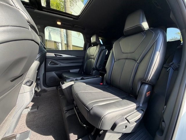 2027 INFINITI QX60 SPORT SPORT AWD Intercooled Turbo Premium Gasoline I-4 2.0 L/122 [17]