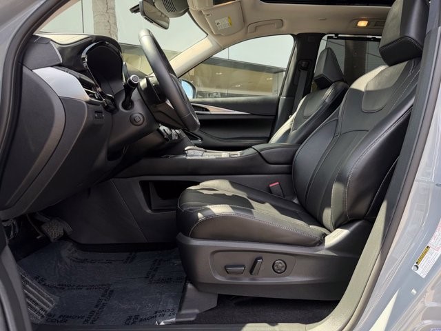 2026 INFINITI QX60 LUXE LUXE FWD Intercooled Turbo Premium Gasoline I-4 2.0 L/122 [14]