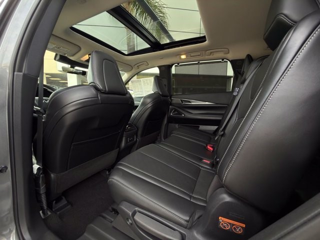 2026 INFINITI QX60 LUXE LUXE FWD Intercooled Turbo Premium Gasoline I-4 2.0 L/122 [22]