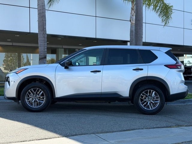 2024 Nissan Rogue S AWD S Intercooled Turbo Regular Unleaded I-3 1.5 L/91 [3]