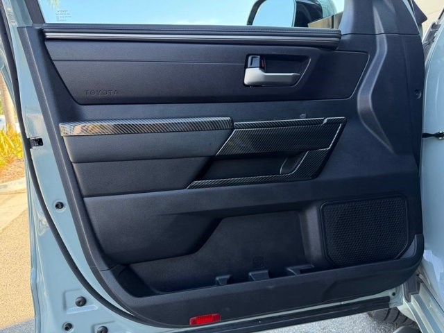 2022 Toyota Tundra 2WD SR5 SR5 CrewMax 5.5′ Bed Twin Turbo Regular Unleaded V-6 3.4 L/210 [13]