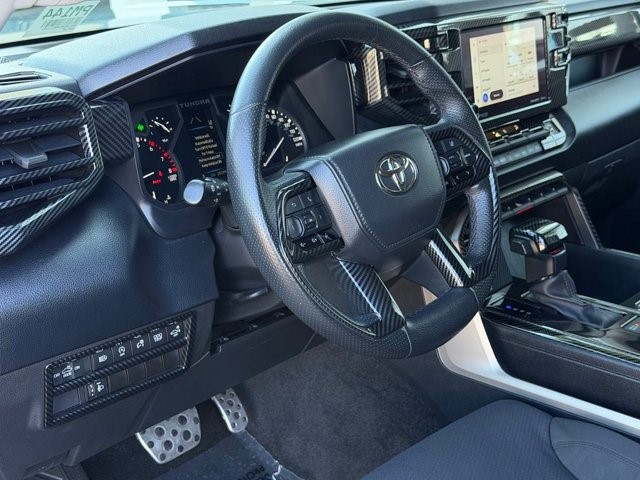 2022 Toyota Tundra 2WD SR5 SR5 CrewMax 5.5′ Bed Twin Turbo Regular Unleaded V-6 3.4 L/210 [15]