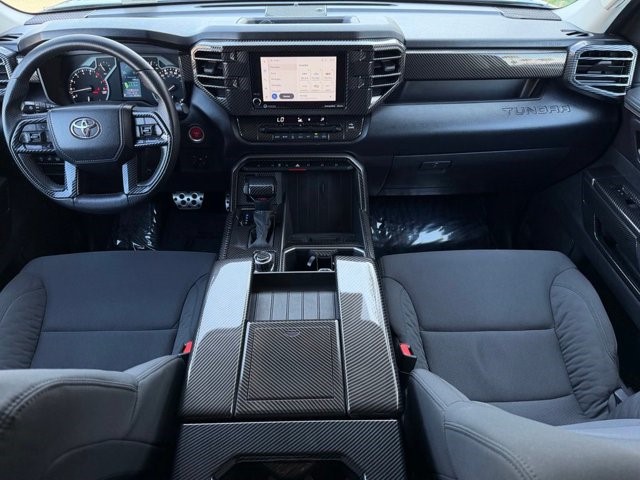 2022 Toyota Tundra 2WD SR5 SR5 CrewMax 5.5′ Bed Twin Turbo Regular Unleaded V-6 3.4 L/210 [25]