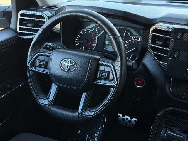 2022 Toyota Tundra 2WD SR5 SR5 CrewMax 5.5′ Bed Twin Turbo Regular Unleaded V-6 3.4 L/210 [30]