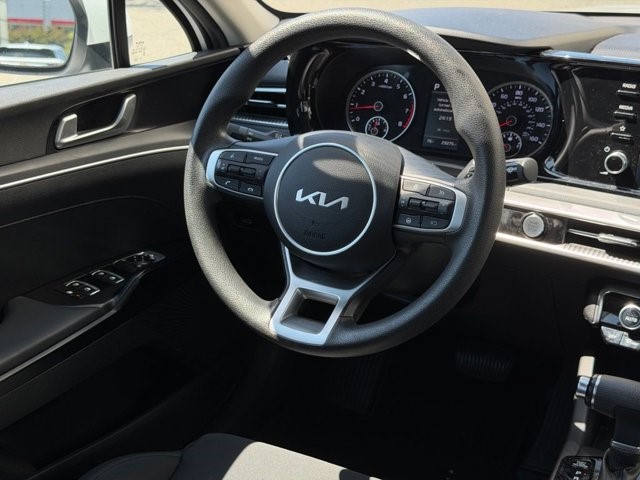 2024 Kia K5 LXS LXS Auto FWD Intercooled Turbo Regular Unleaded I-4 1.6 L/98 [28]