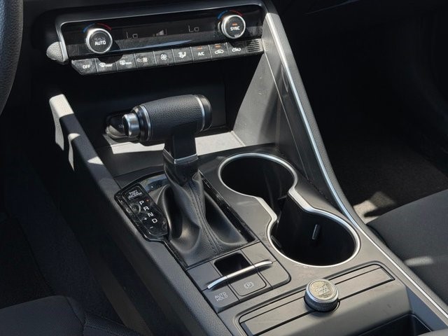 2024 Kia K5 LXS LXS Auto FWD Intercooled Turbo Regular Unleaded I-4 1.6 L/98 [29]