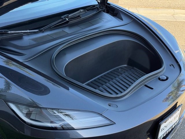 2025 Tesla Model 3  Electric [9]