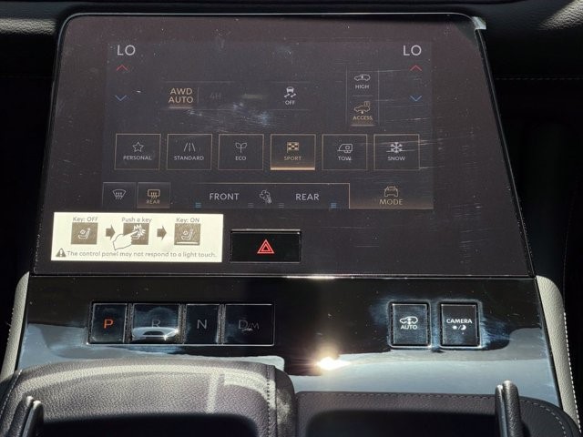 2027 INFINITI QX80 LUXE LUXE AWD *Ltd Avail* Twin Turbo Premium Gasoline V-6 3.5 L/213 [46]