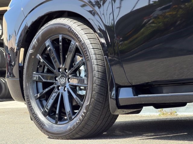 2027 INFINITI QX80 LUXE LUXE AWD *Ltd Avail* Twin Turbo Premium Gasoline V-6 3.5 L/213 [4]