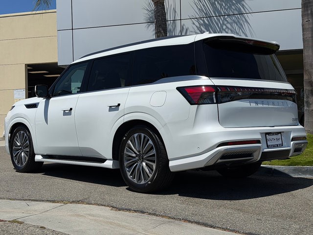 2027 INFINITI QX80 LUXE LUXE AWD Twin Turbo Premium Gasoline V-6 3.5 L/213 [3]