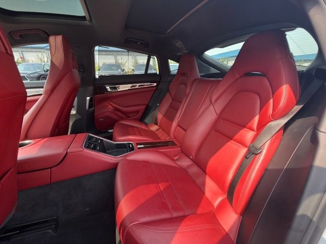 2019 Porsche Panamera Base - Photo 12