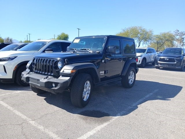 2020 Jeep Wrangler Sport Sport 4x4 Regular Gasoline V-6 3.6 L/220 [0]