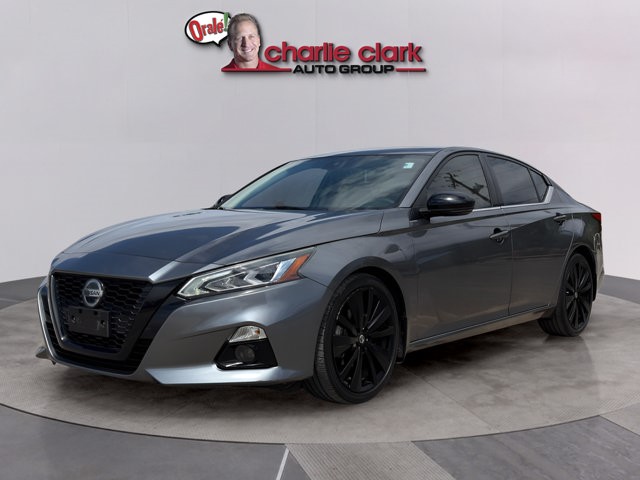 2022 Nissan Altima 2.5 SR 2.5 SR Sedan Regular Unleaded I-4 2.5 L/152 [0]