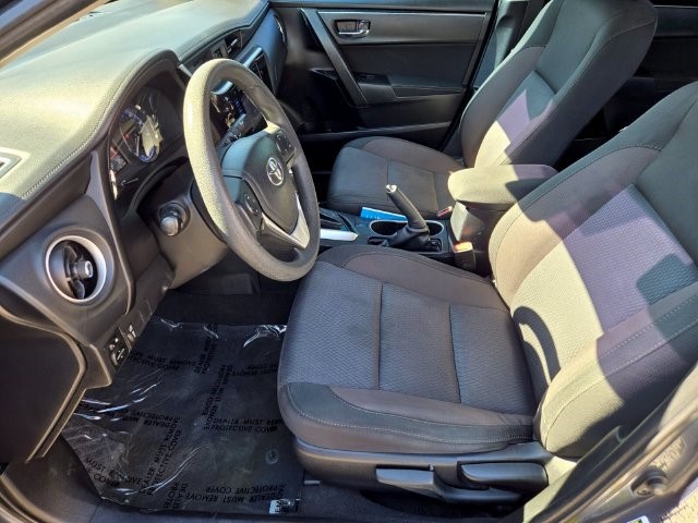 2019 Toyota Corolla LE - Photo 10