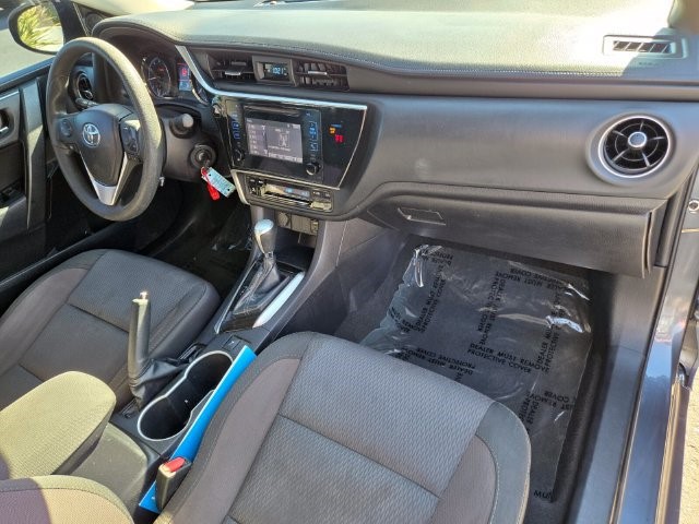 2019 Toyota Corolla LE - Photo 24
