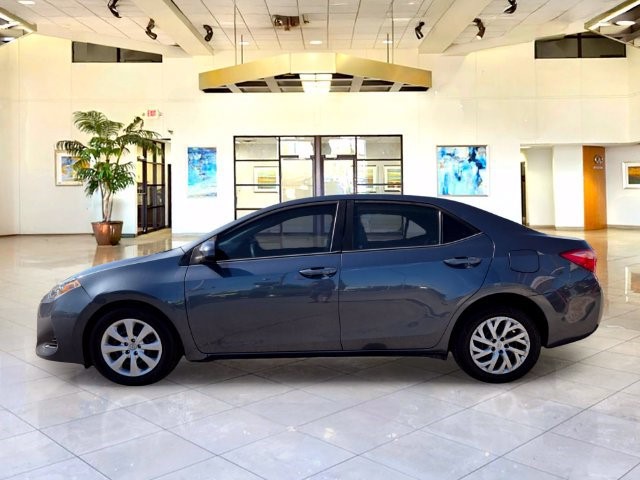 2019 Toyota Corolla LE - Photo 8