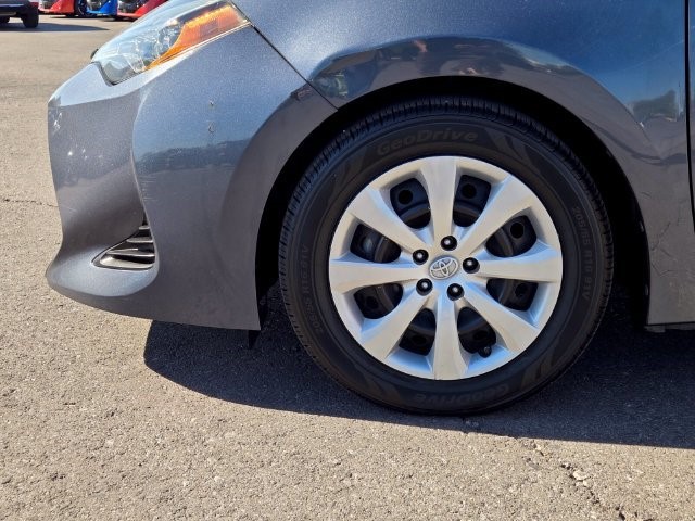 2019 Toyota Corolla LE - Photo 9