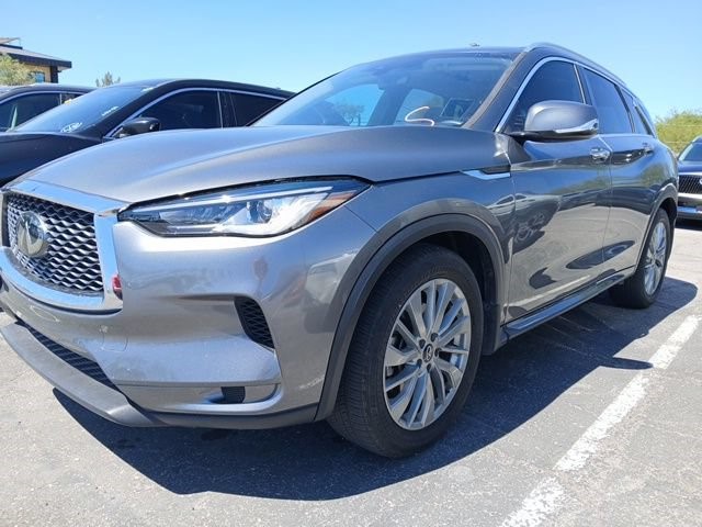 2023 INFINITI QX50 LUXE LUXE FWD Intercooled Turbo Premium Gasoline I-4 2.0 L/122 [1]