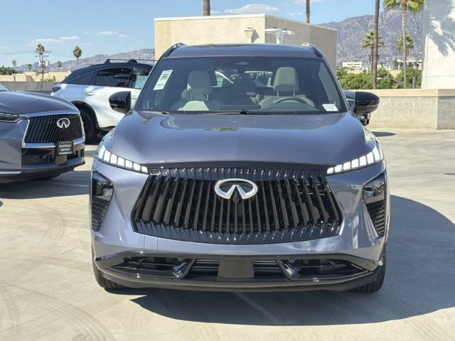 2027 Infiniti QX65 photo 3