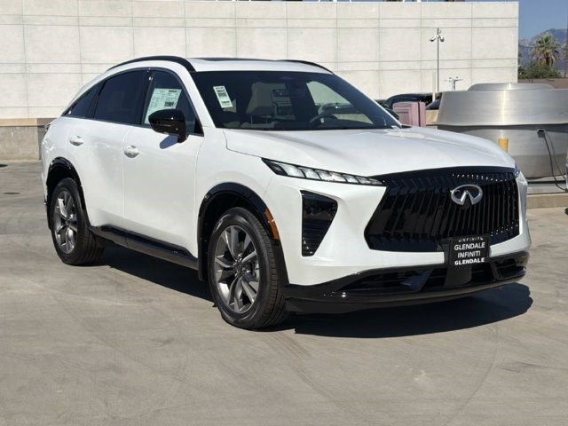 2027 Infiniti QX65 photo 2