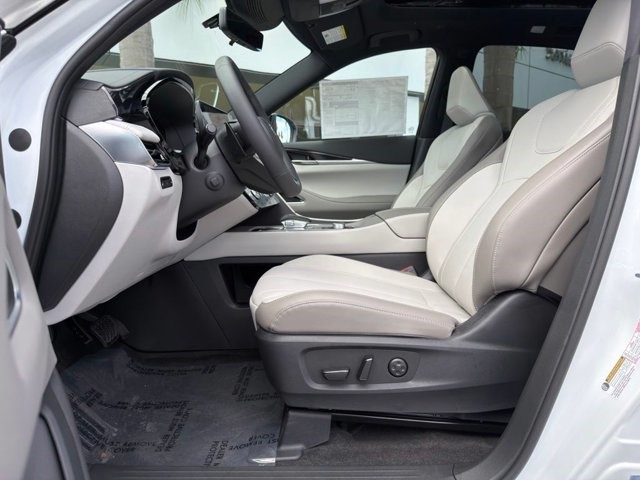 2027 INFINITI QX65 SPORT SPORT AWD Intercooled Turbo Premium Gasoline I-4 2.0 L/122 [14]