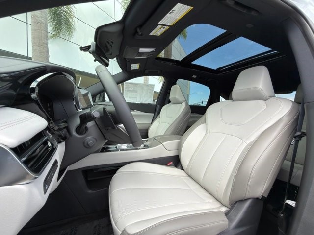 2027 INFINITI QX65 SPORT SPORT AWD Intercooled Turbo Premium Gasoline I-4 2.0 L/122 [15]
