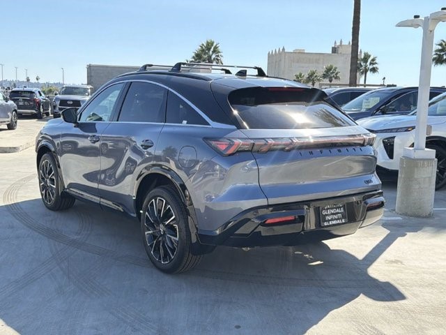 2027 Infiniti QX65 photo 4