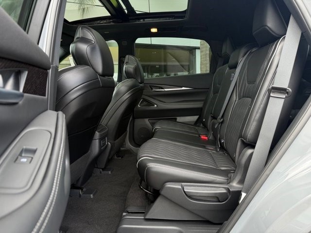 2027 INFINITI QX65 AUTOGRAPH AUTOGRAPH AWD Intercooled Turbo Premium Gasoline I-4 2.0 L/122 [20]