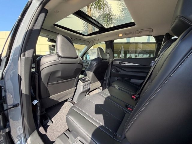 2027 INFINITI QX60 LUXE LUXE FWD Intercooled Turbo Premium Gasoline I-4 2.0 L/122 [20]