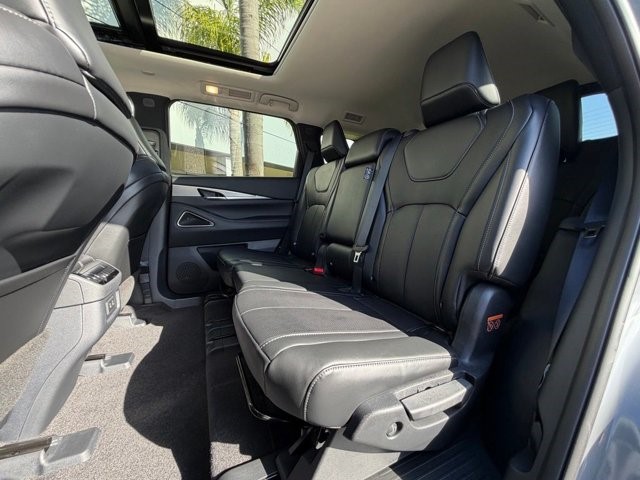 2027 INFINITI QX60 LUXE LUXE FWD Intercooled Turbo Premium Gasoline I-4 2.0 L/122 [17]