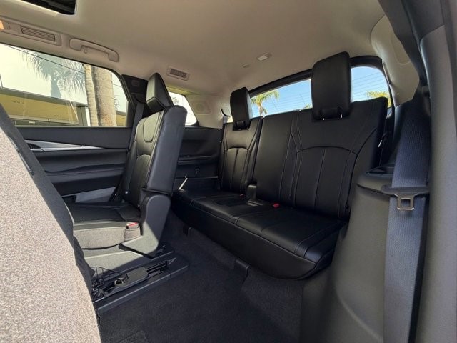 2027 INFINITI QX60 LUXE LUXE FWD Intercooled Turbo Premium Gasoline I-4 2.0 L/122 [21]