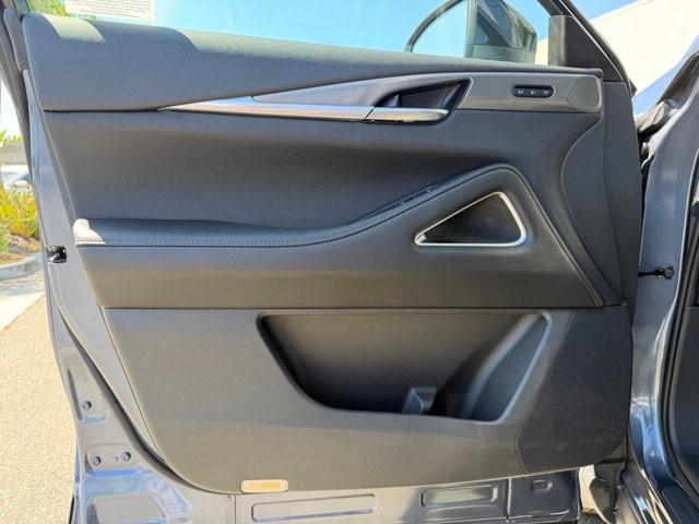 2027 INFINITI QX60 LUXE LUXE FWD Intercooled Turbo Premium Gasoline I-4 2.0 L/122 [11]