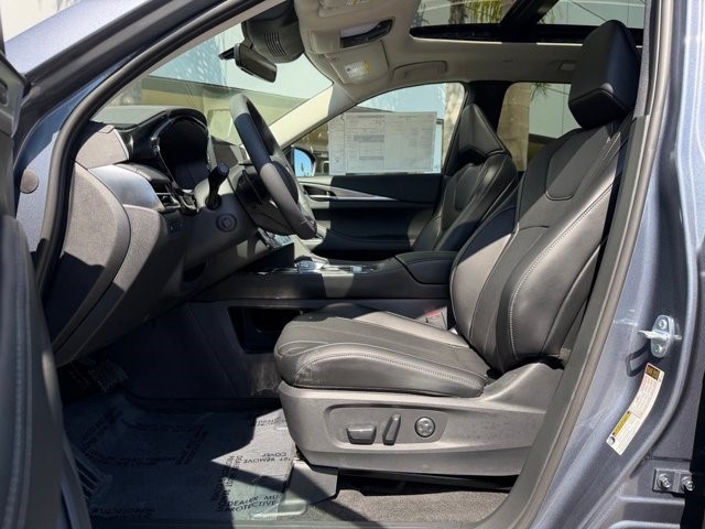 2027 INFINITI QX60 LUXE LUXE FWD Intercooled Turbo Premium Gasoline I-4 2.0 L/122 [14]