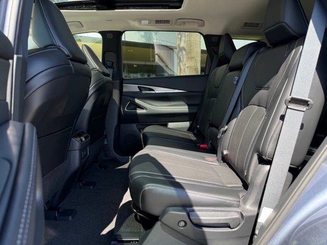 2027 INFINITI QX60 LUXE LUXE FWD Intercooled Turbo Premium Gasoline I-4 2.0 L/122 [19]