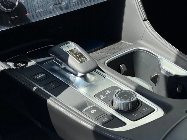 2027 INFINITI QX60 LUXE LUXE FWD Intercooled Turbo Premium Gasoline I-4 2.0 L/122 [37]