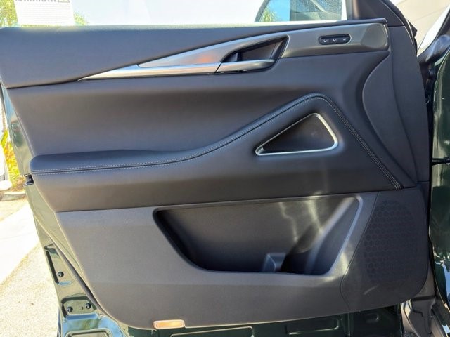 2027 INFINITI QX60 LUXE LUXE FWD Intercooled Turbo Premium Gasoline I-4 2.0 L/122 [11]