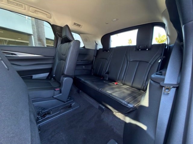 2027 INFINITI QX60 LUXE LUXE FWD Intercooled Turbo Premium Gasoline I-4 2.0 L/122 [22]